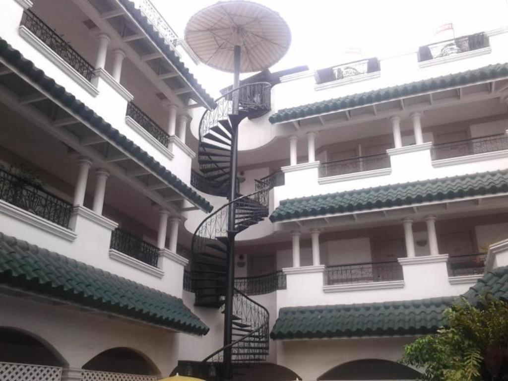 Hotel Galleria Davao Ngoại thất bức ảnh